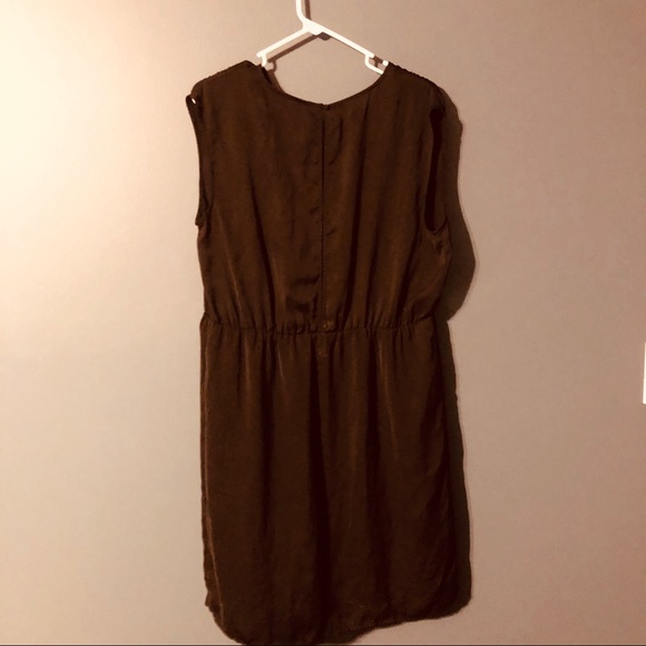 Sleeveless dress - Picture 2 of 2